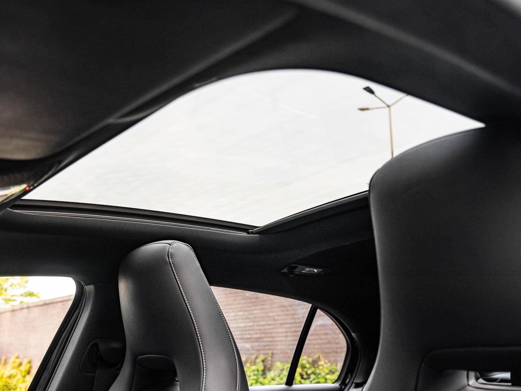 Foto van Mercedes-Benz A 200