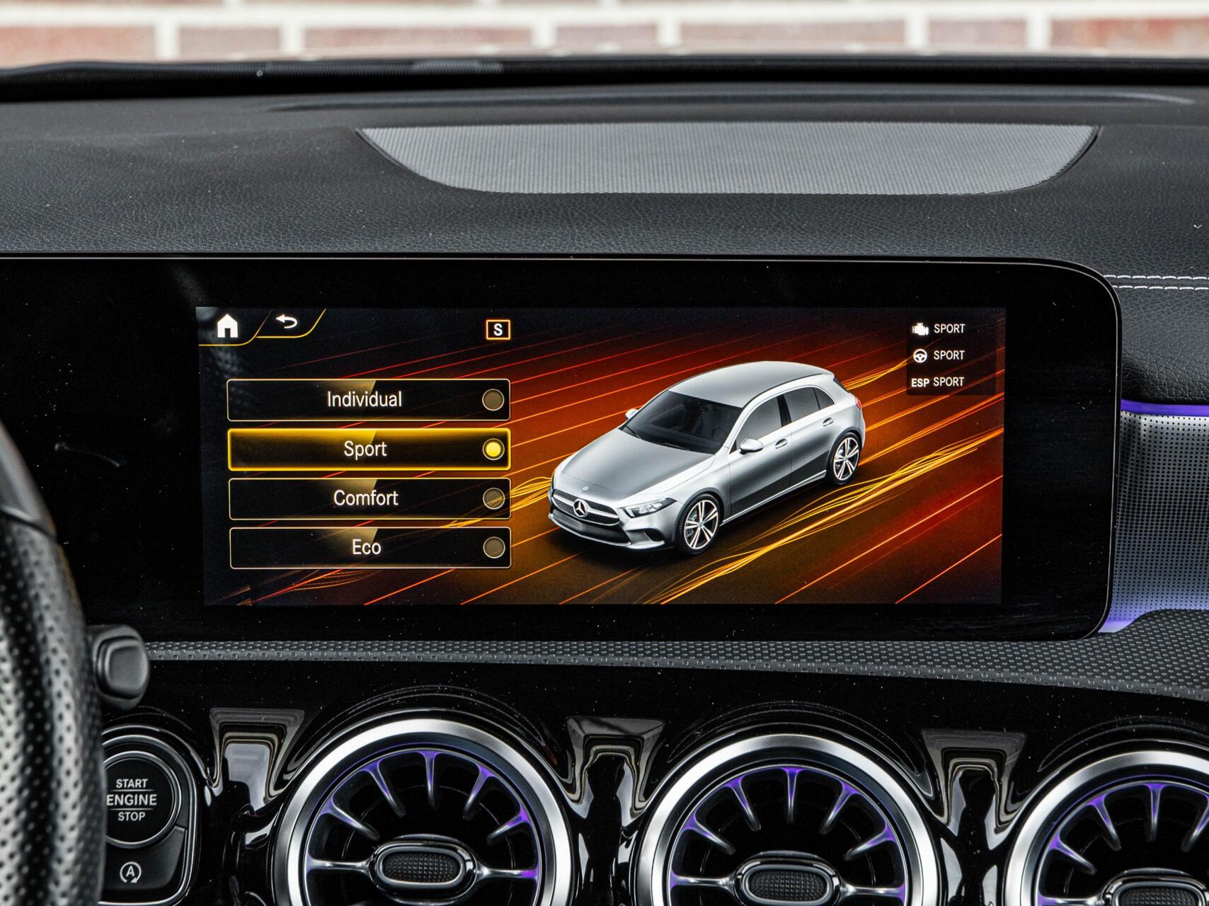 Foto van Mercedes-Benz A 200