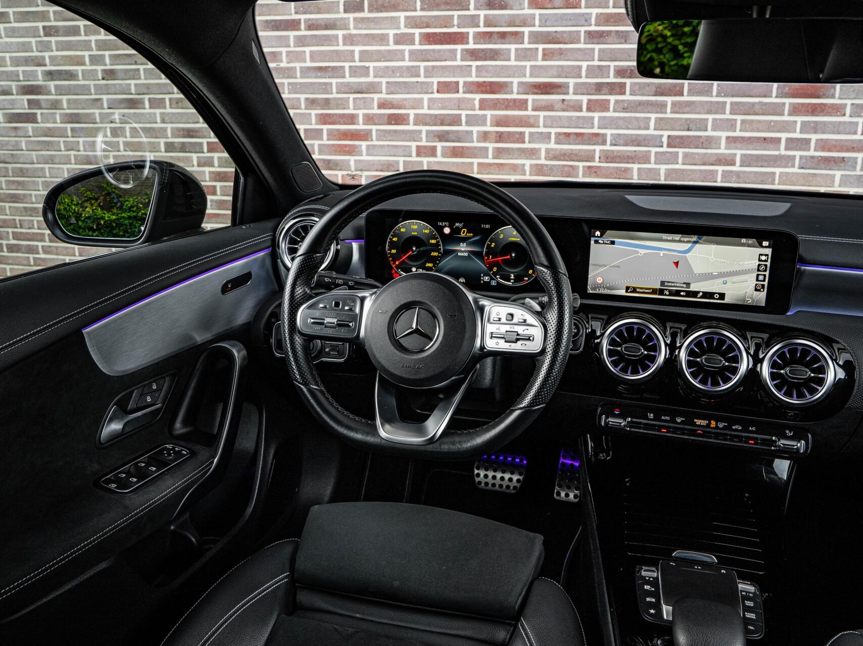 Foto van Mercedes-Benz A 200