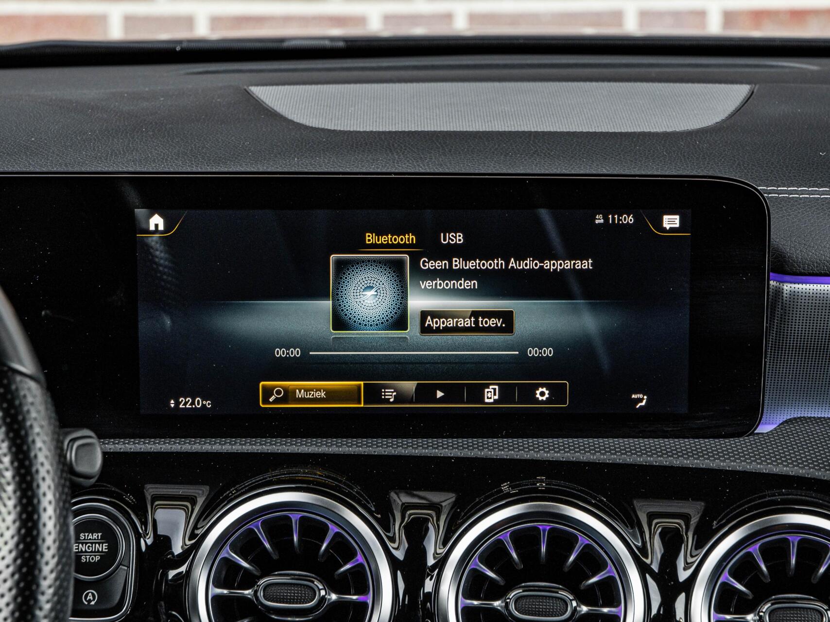 Foto van Mercedes-Benz A 200