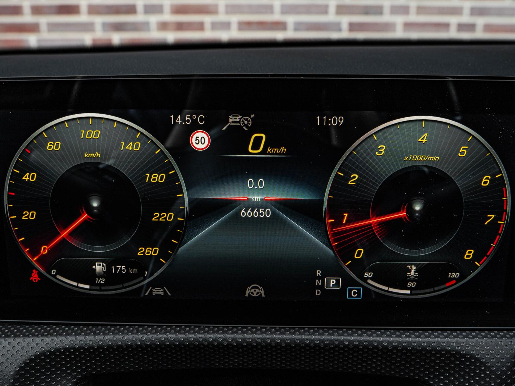 Foto van Mercedes-Benz A 200