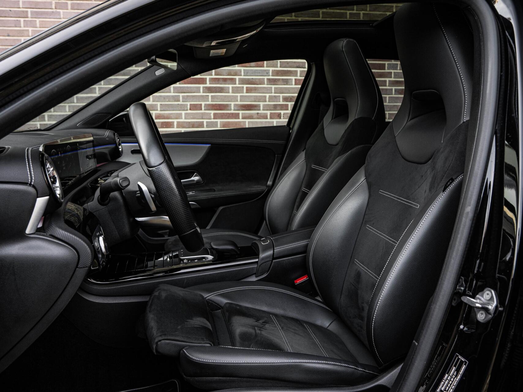Foto van Mercedes-Benz A 200