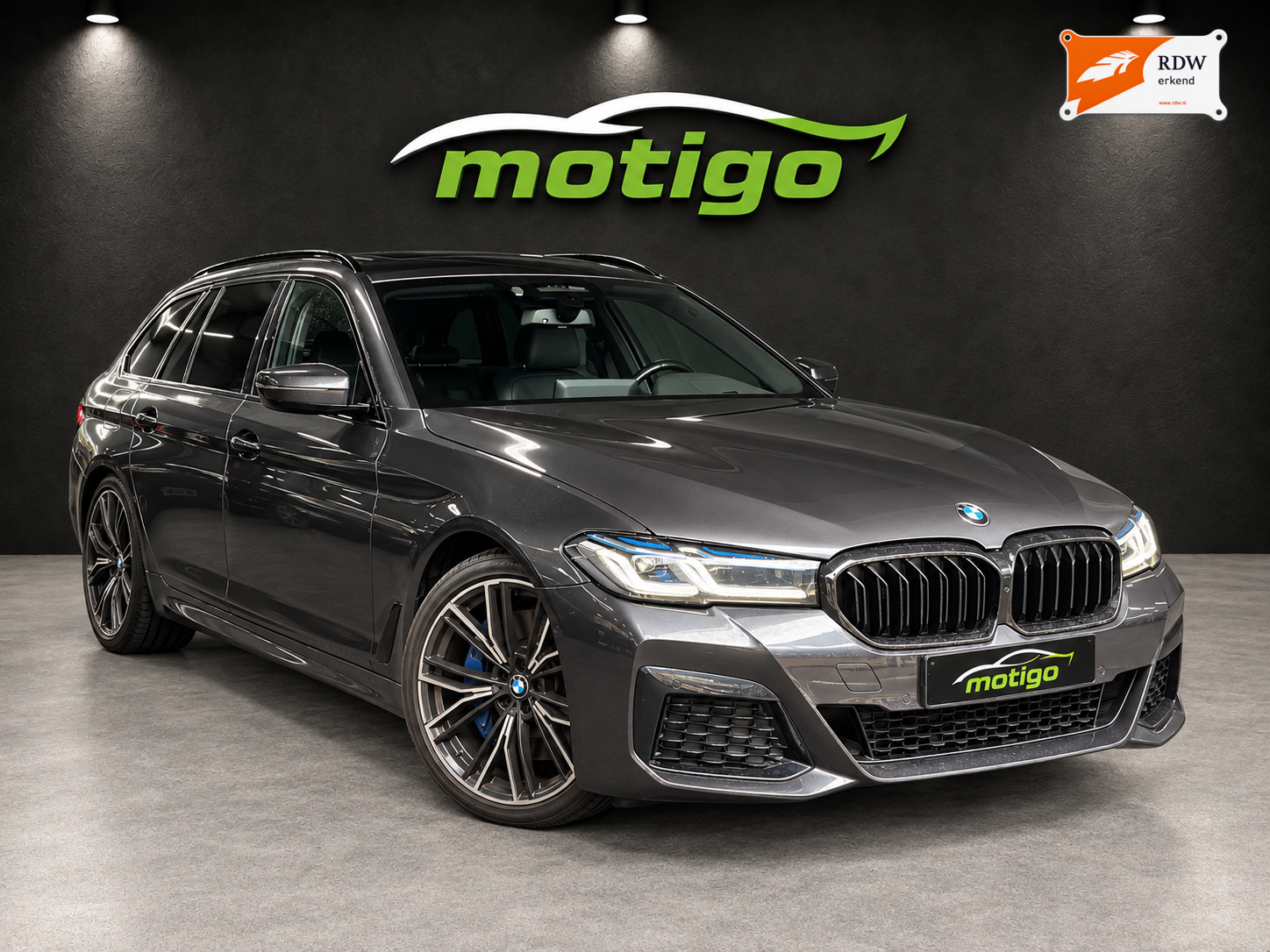 BMW 530i xDrive 530i xDrive High Executive edition 2021 - voorkant