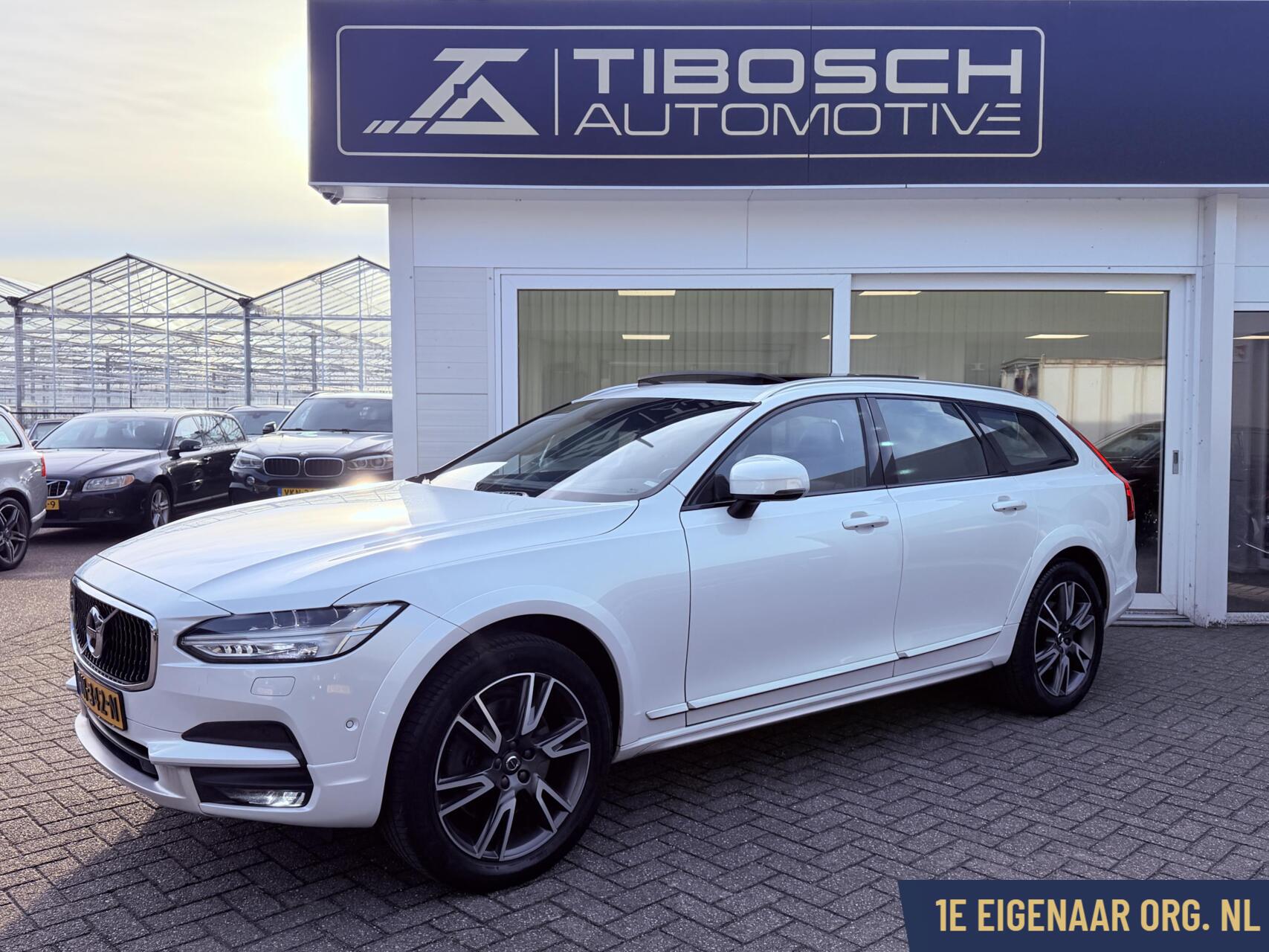Foto van Volvo V90 Cross Country