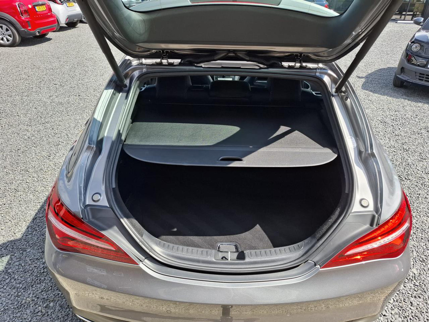 Foto van Mercedes-Benz Cla 200
