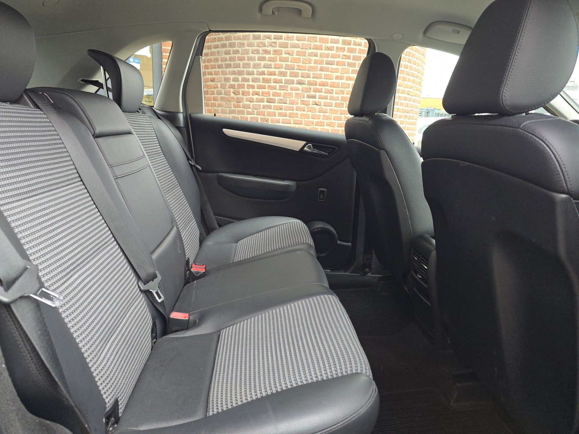 Foto van Mercedes-Benz B 170