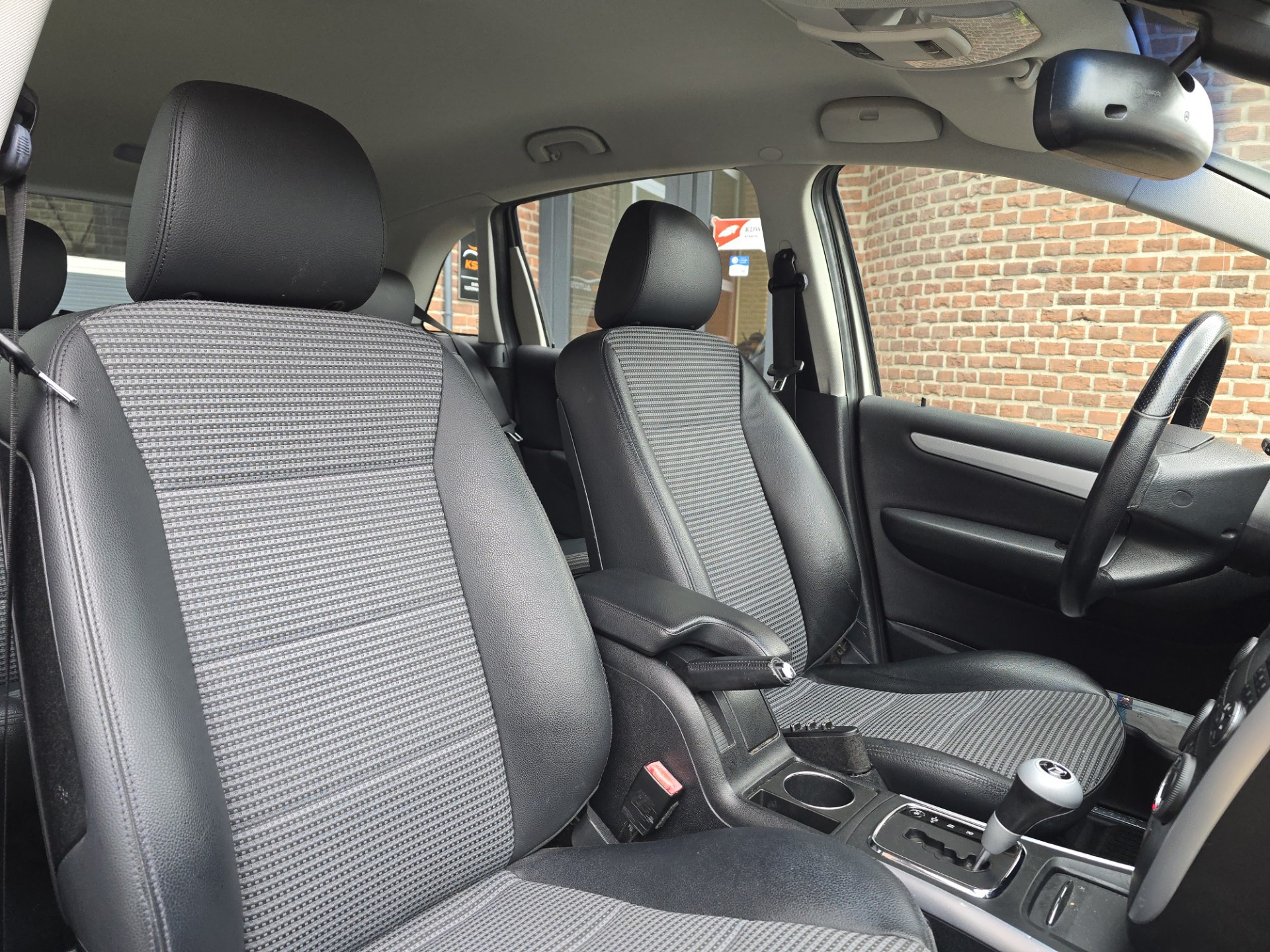 Foto van Mercedes-Benz B 170