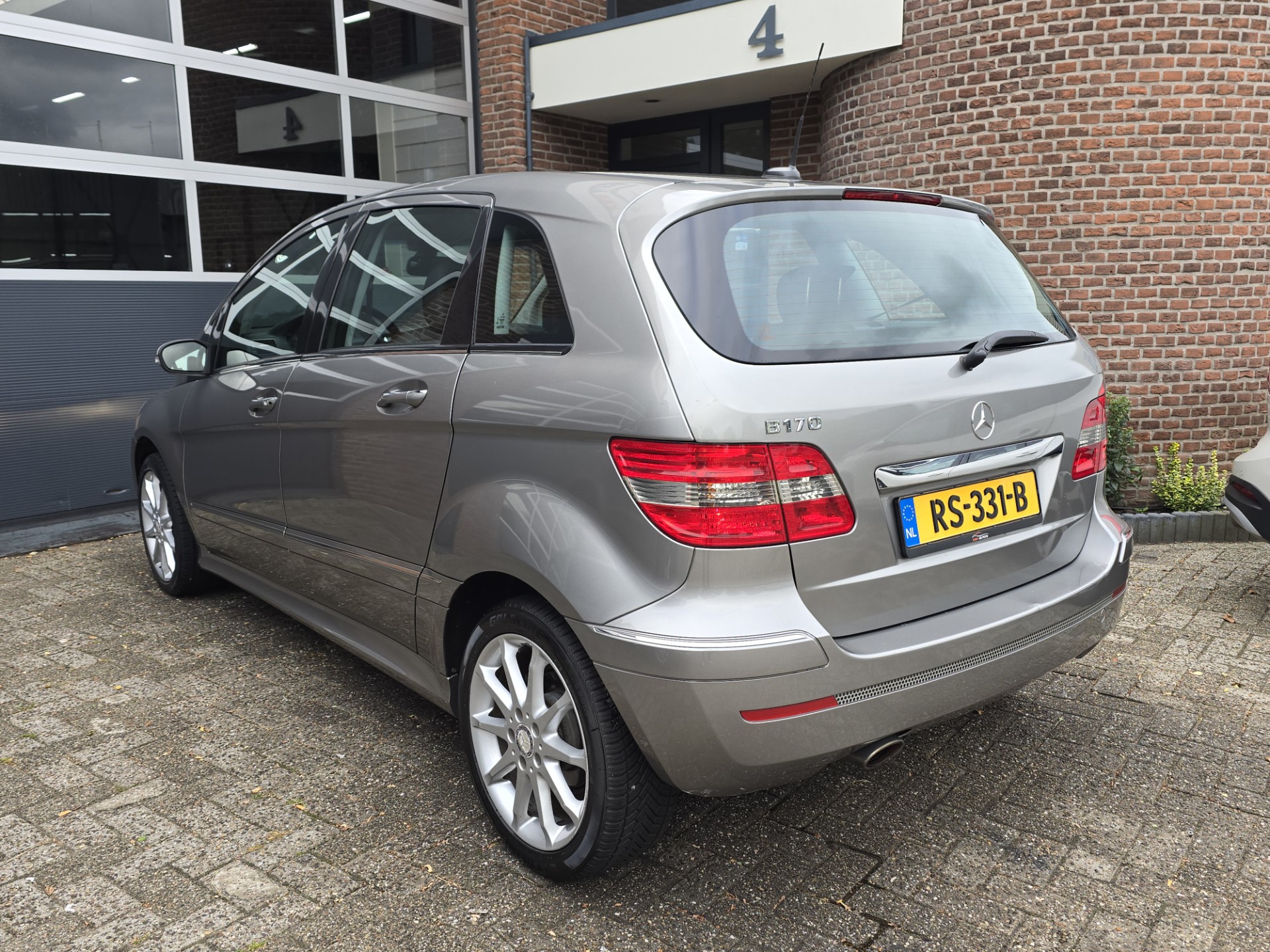 Foto van Mercedes-Benz B 170