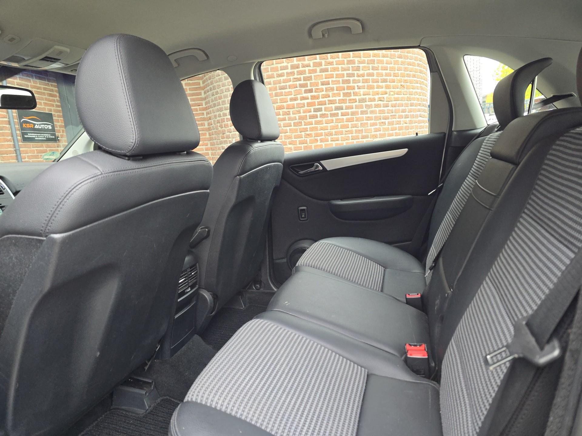 Foto van Mercedes-Benz B 170