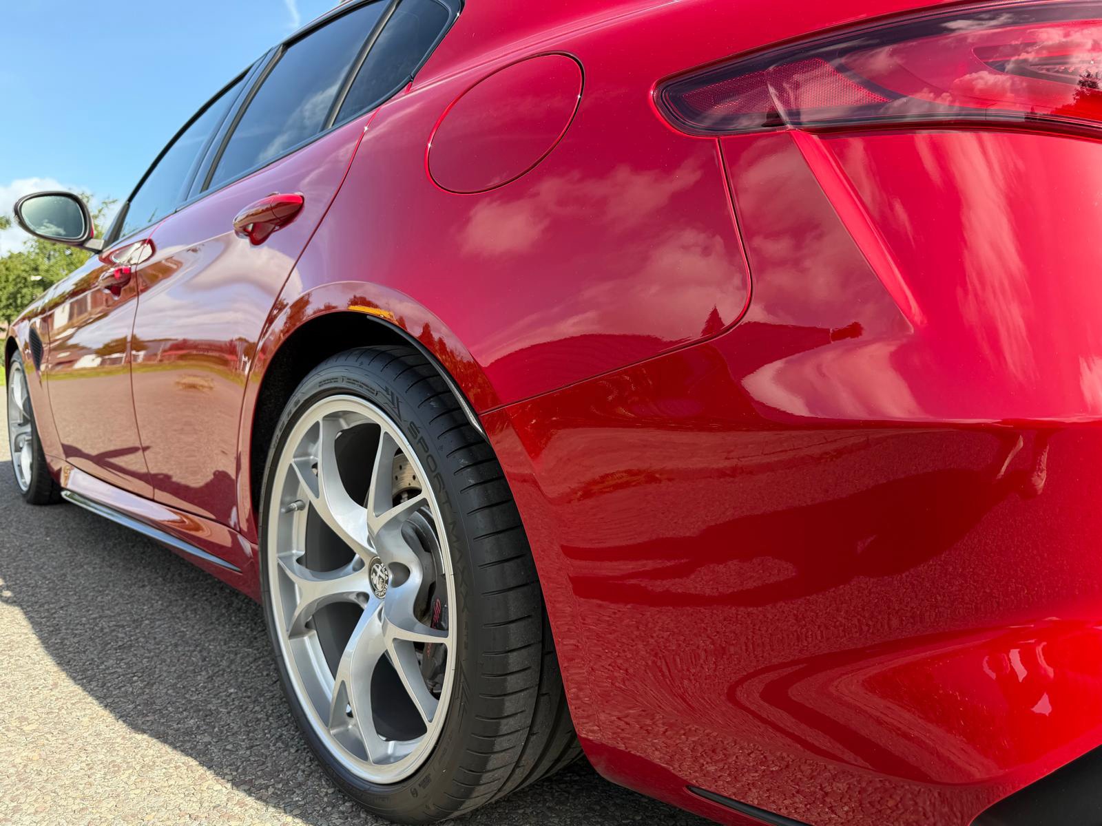 Foto van Alfa Romeo Giulia Quadrifoglio
