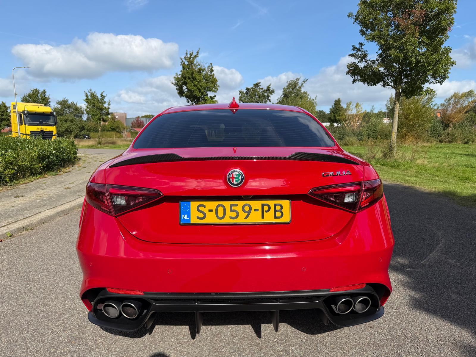 Foto van Alfa Romeo Giulia Quadrifoglio