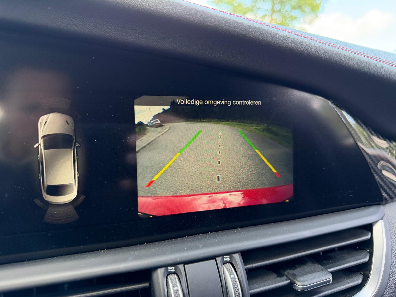 Foto van Alfa Romeo Giulia Quadrifoglio