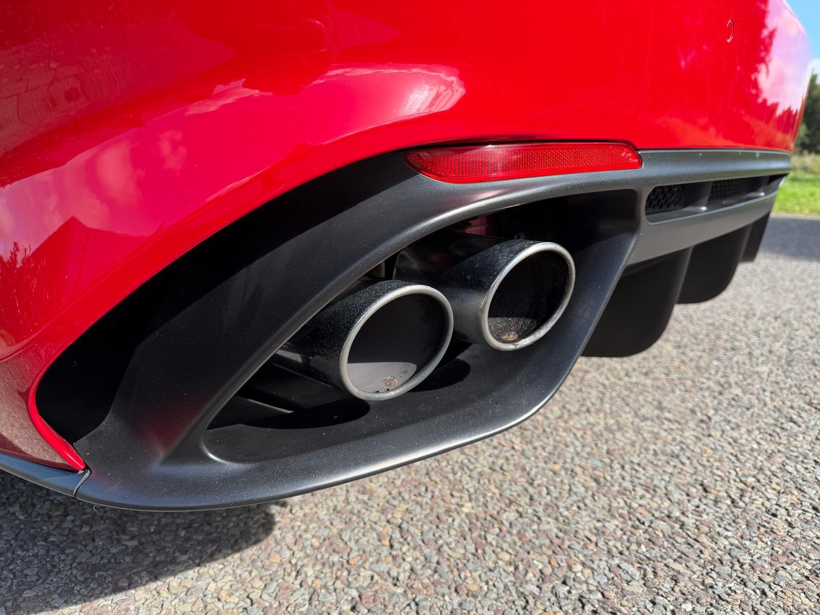 Foto van Alfa Romeo Giulia Quadrifoglio