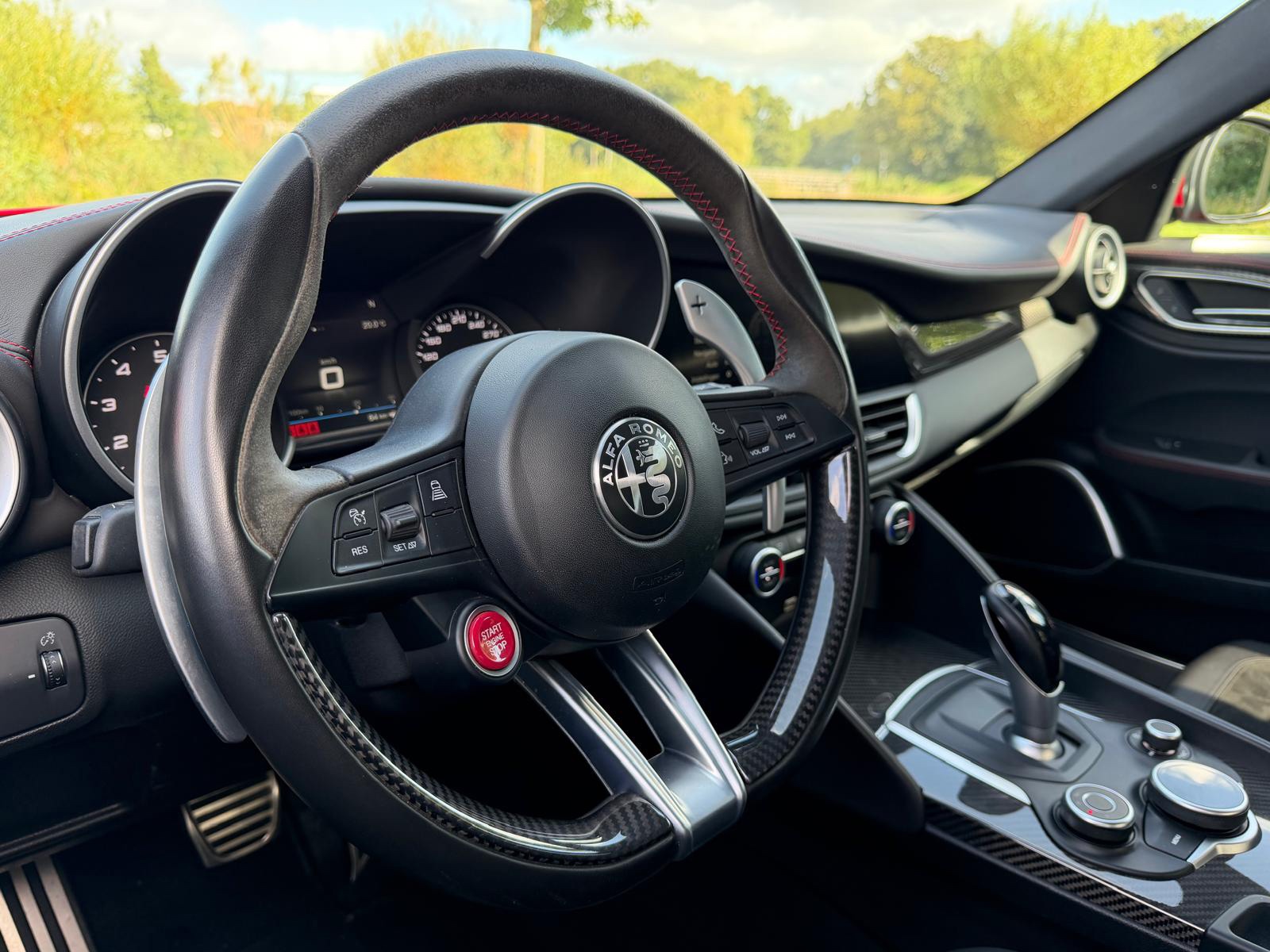 Foto van Alfa Romeo Giulia Quadrifoglio