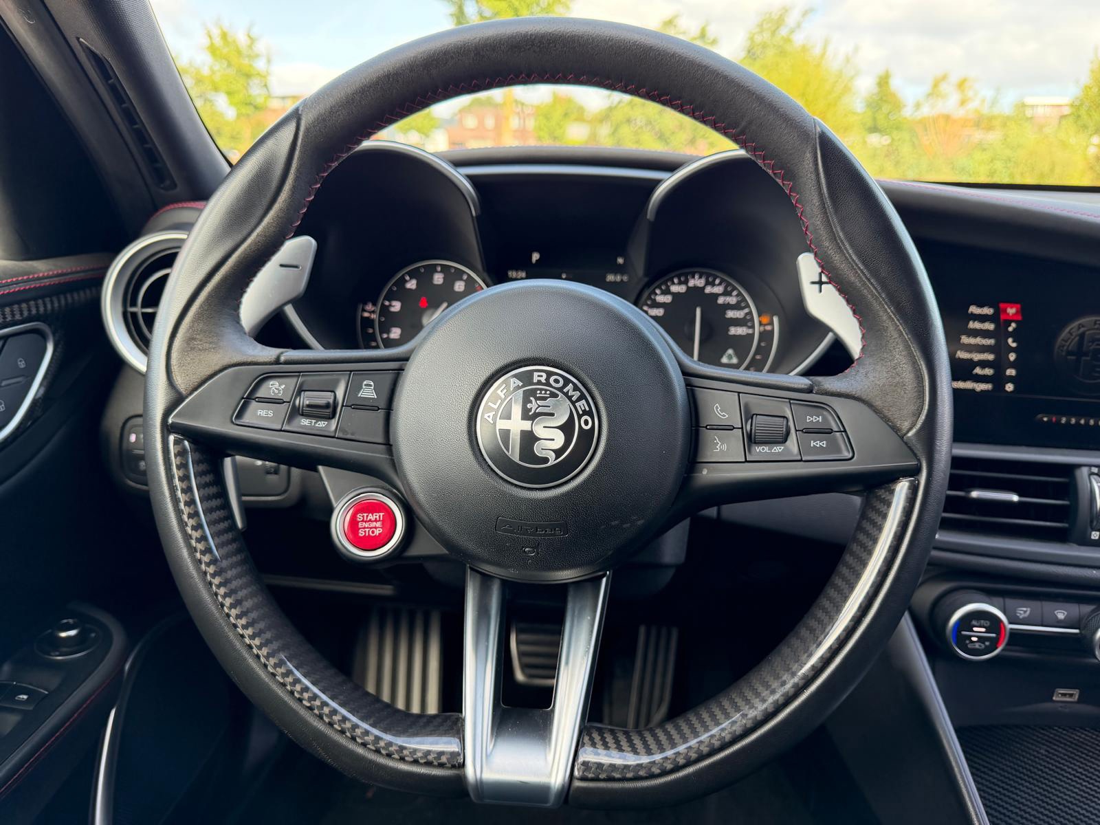 Foto van Alfa Romeo Giulia Quadrifoglio