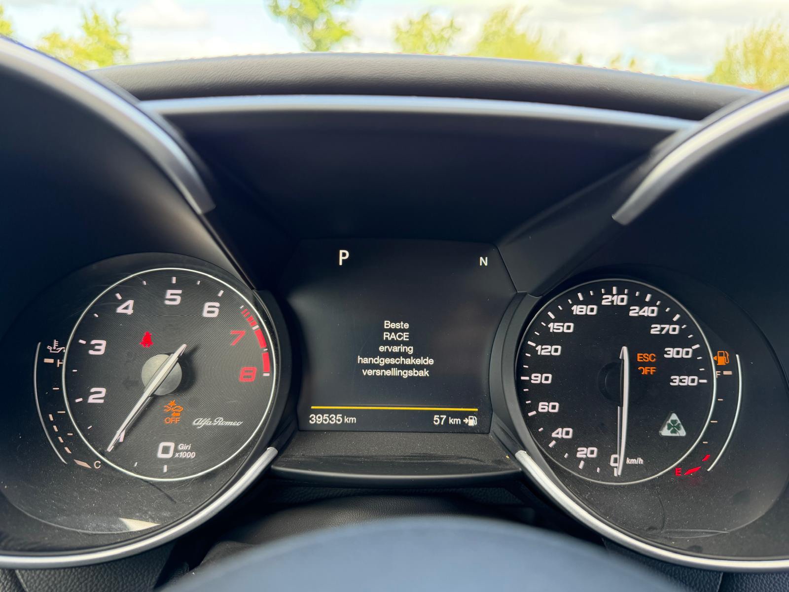Foto van Alfa Romeo Giulia Quadrifoglio