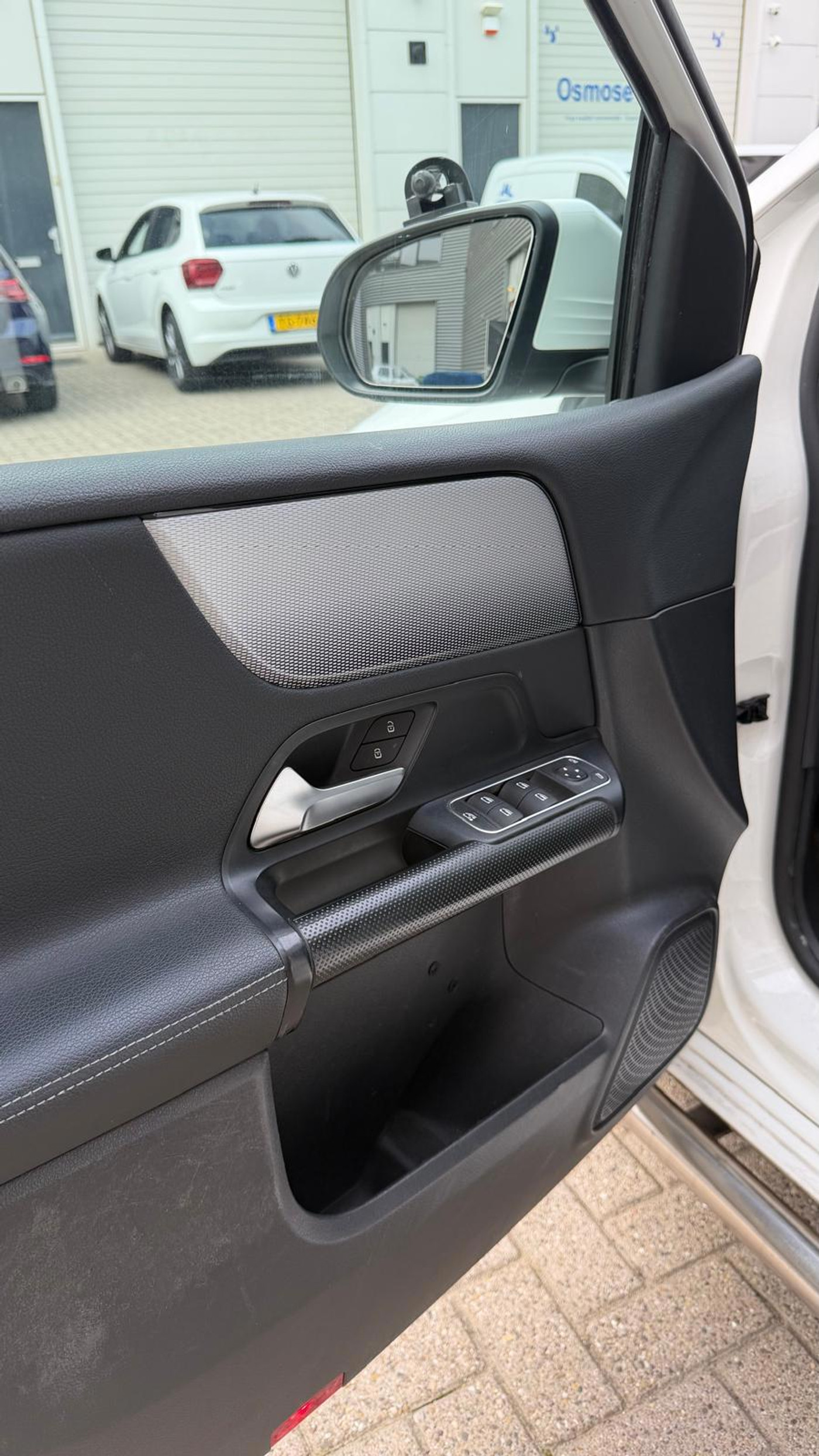 Foto van Mercedes-Benz B 200 D