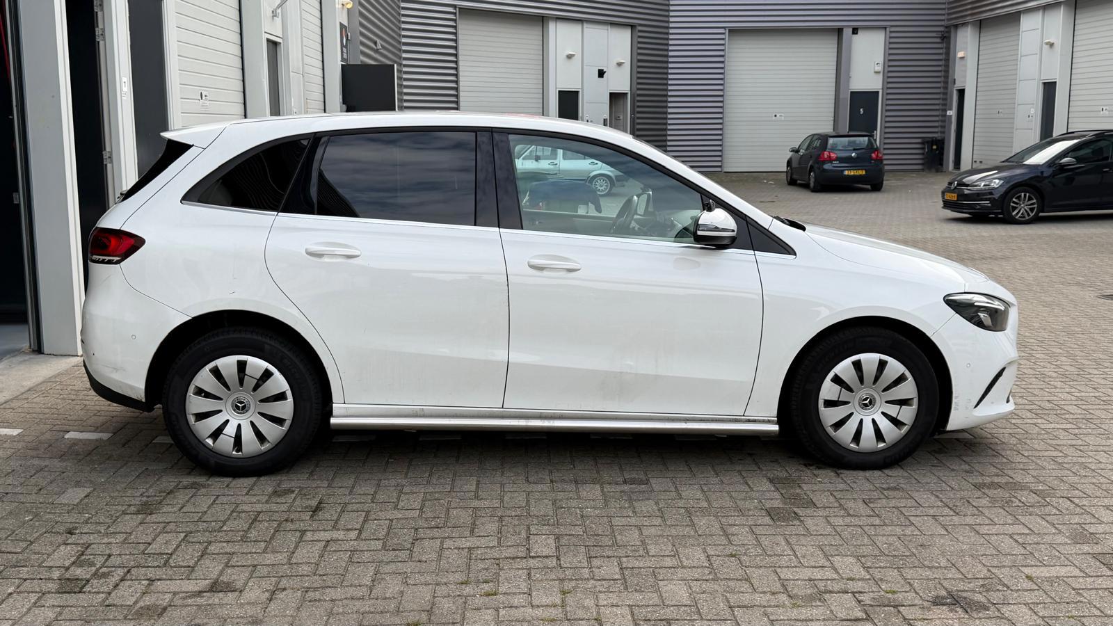 Foto van Mercedes-Benz B 200 D