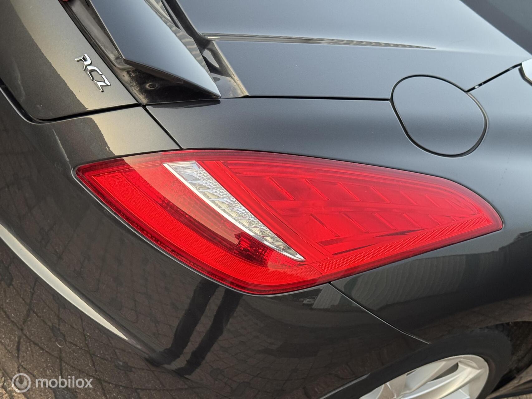 Foto van Peugeot RCZ