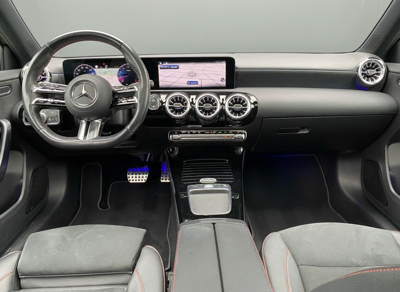 Foto van Mercedes-Benz A 180