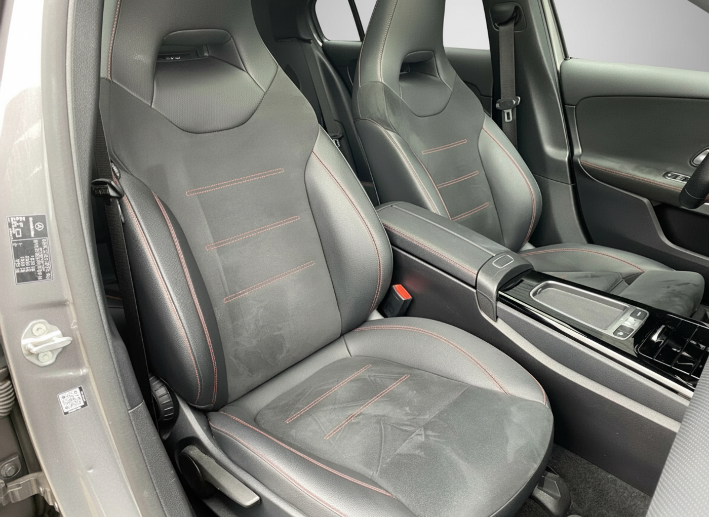 Foto van Mercedes-Benz A 180