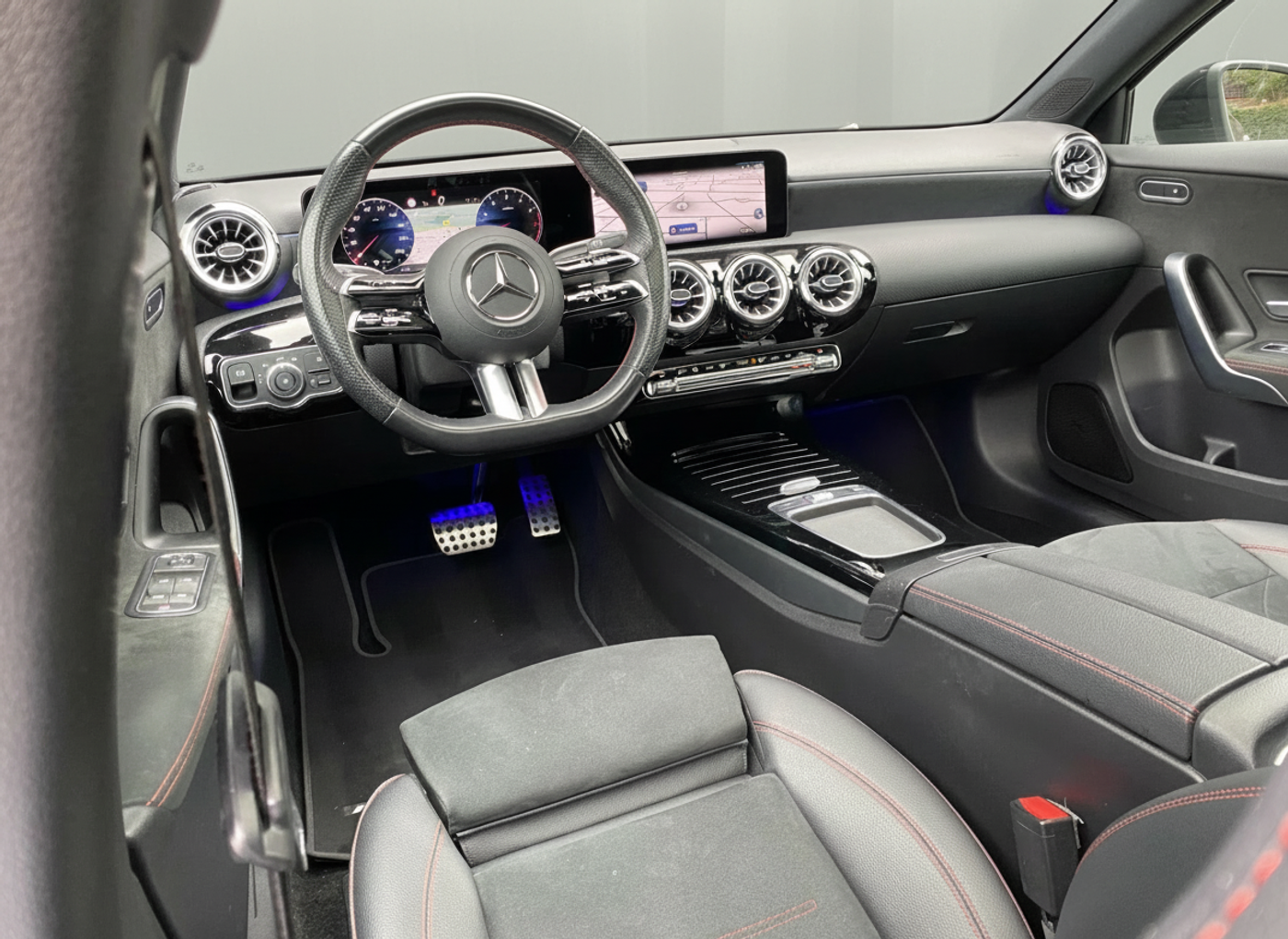 Foto van Mercedes-Benz A 180