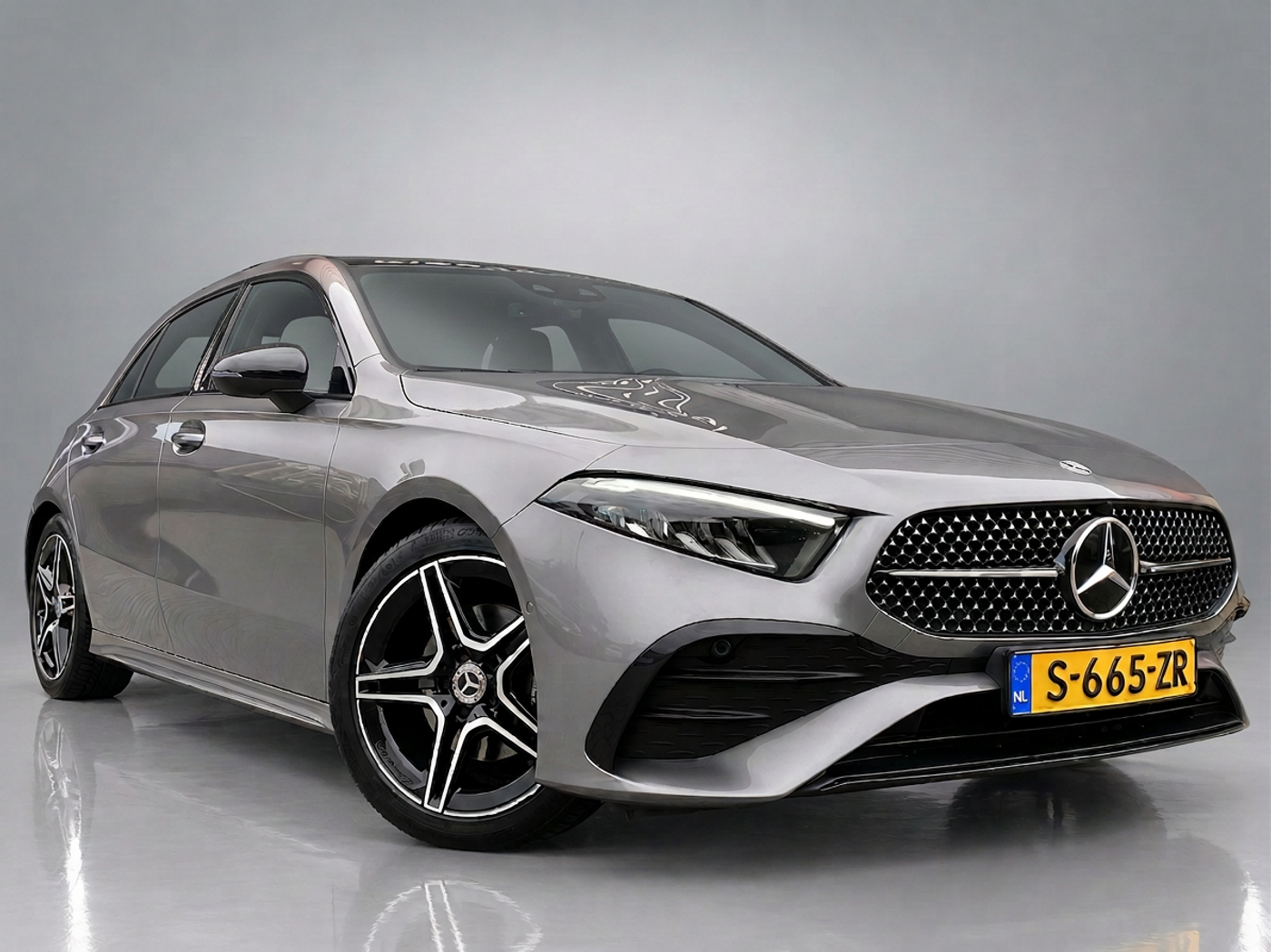 Foto van Mercedes-Benz A 180