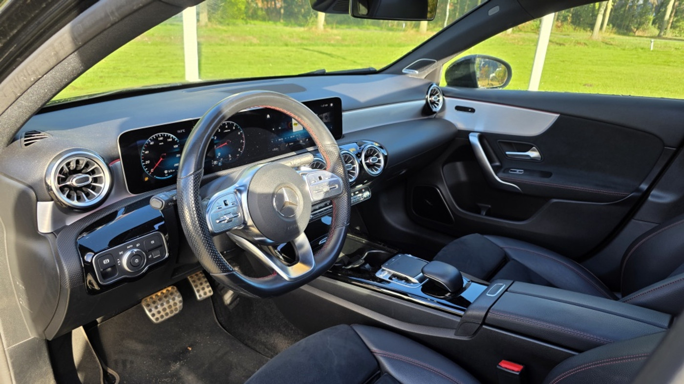 Foto van Mercedes-Benz A 180