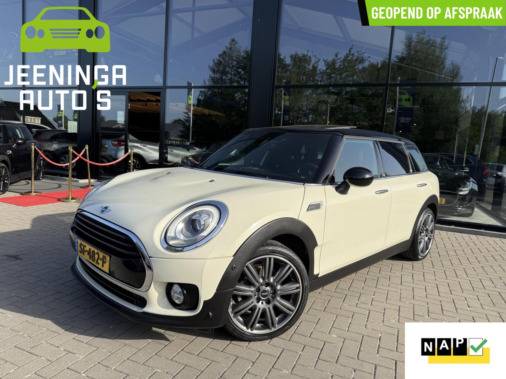 Mini Clubman Cooper 1.5 Cooper Chili Serious Business 2018 - voorkant