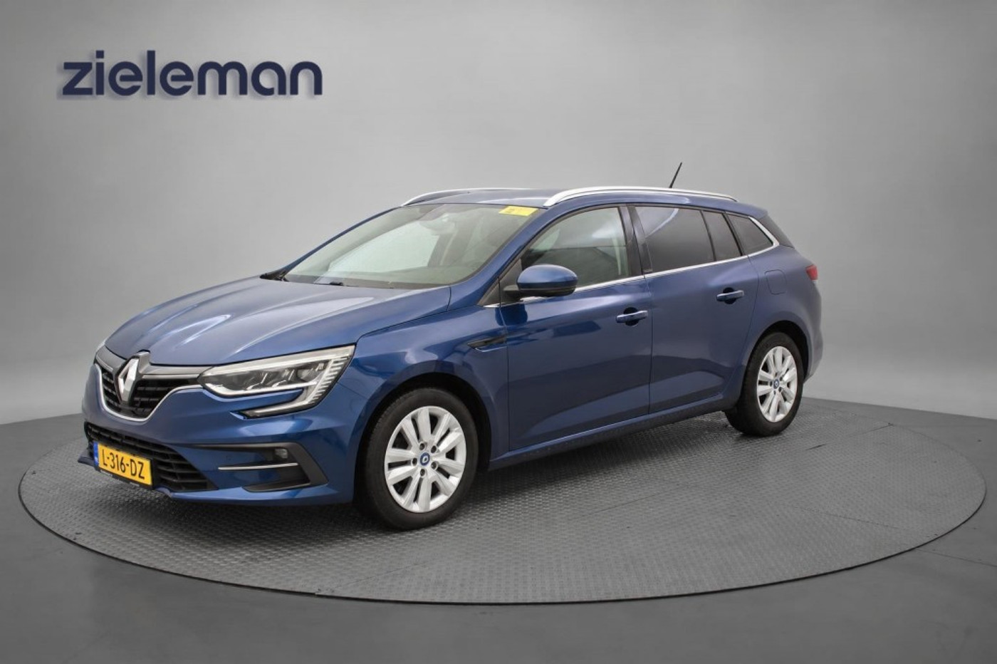 Foto van Renault Megane E-tech Plug-in Hybrid