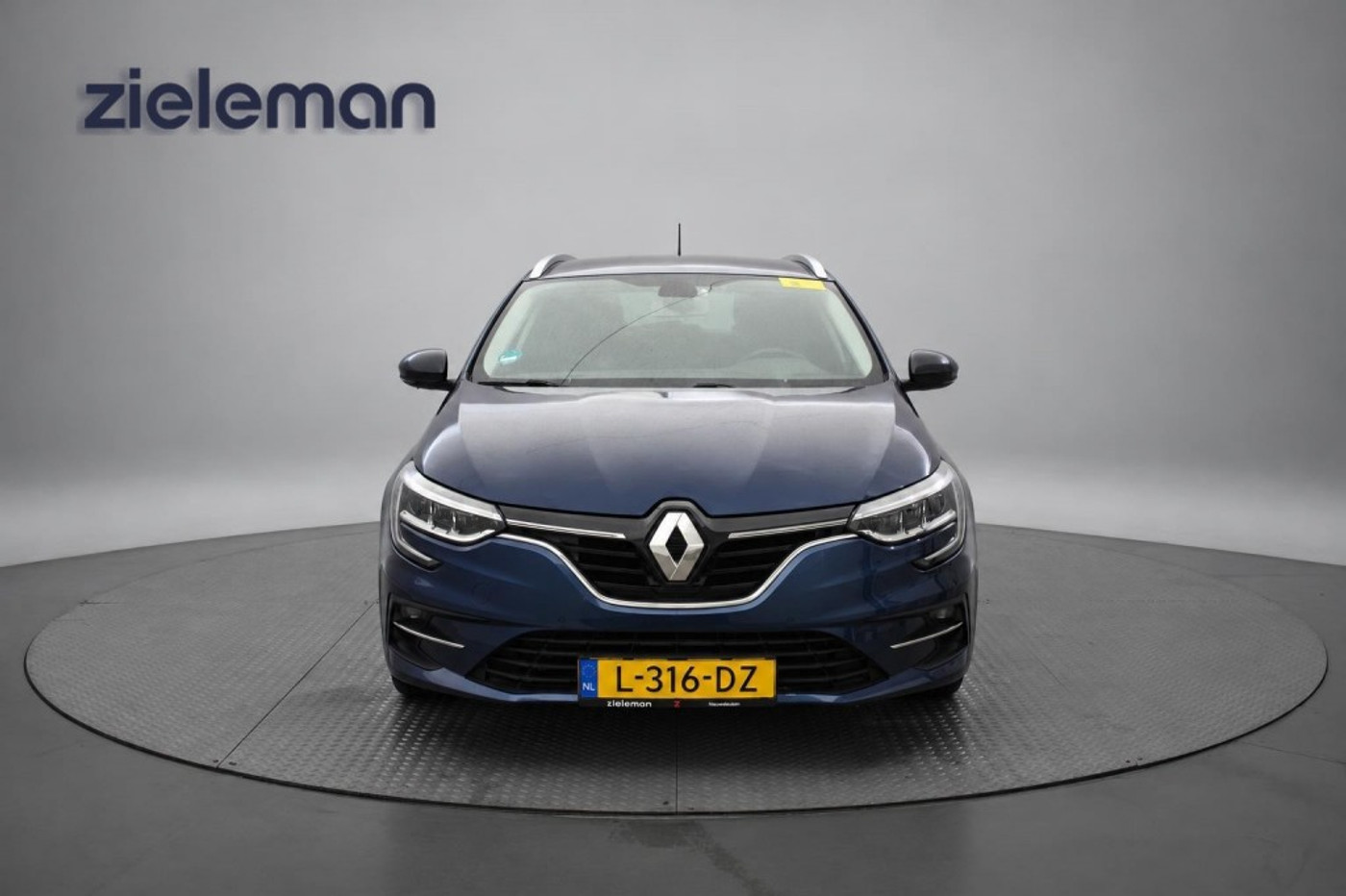 Foto van Renault Megane E-tech Plug-in Hybrid