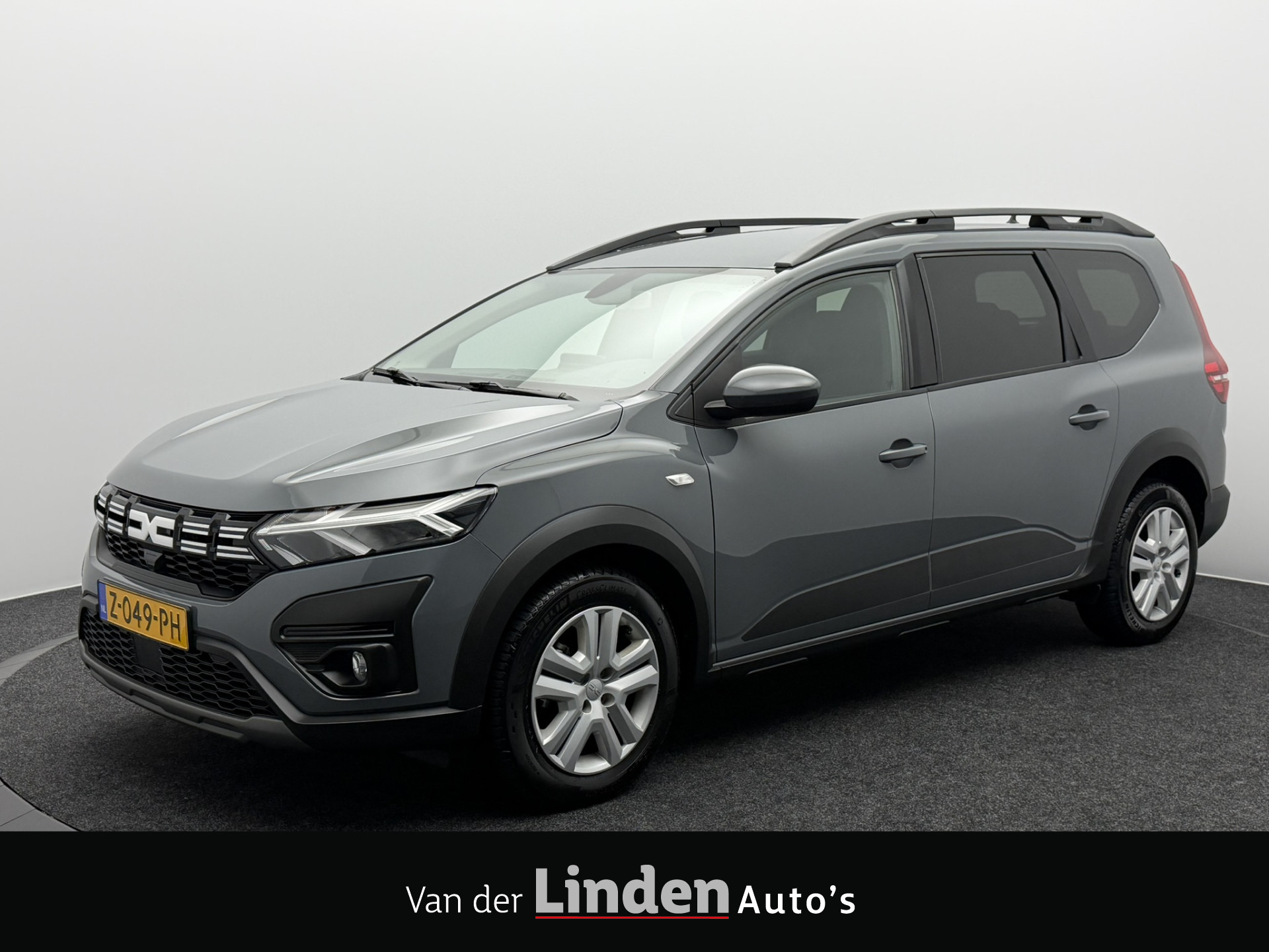Dacia Jogger 1.0 TCe 110 Expression 111PK | 7 Persoons | Carplay&Android | Cruise | Airco 2024 - voorkant