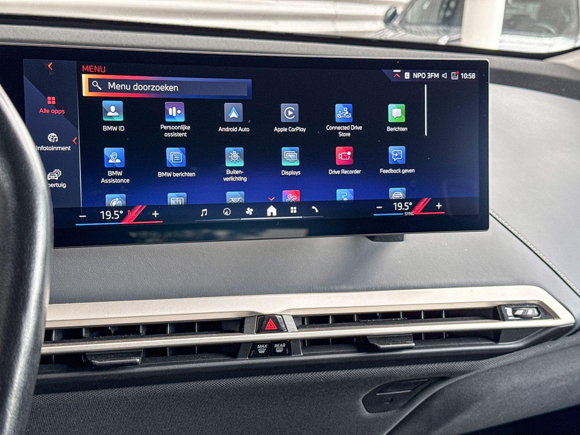 Foto van BMW Ix Xdrive50