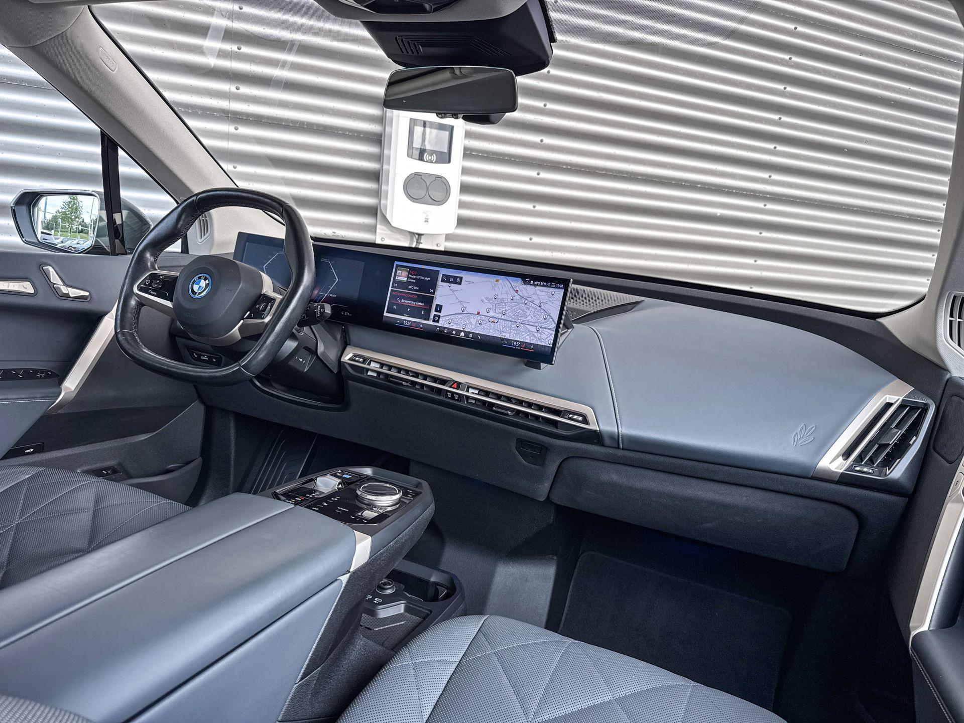 Foto van BMW Ix Xdrive50