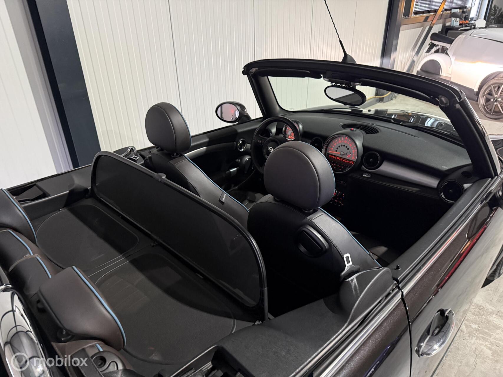 Foto van Mini Cooper Cabrio