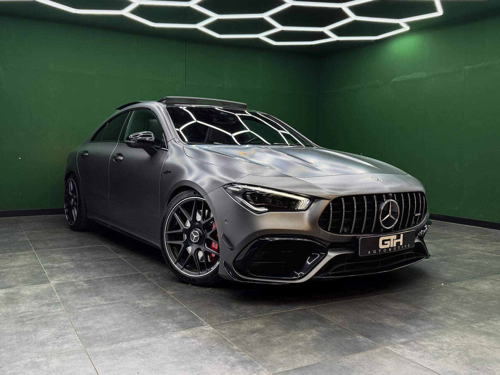 Foto van Mercedes-Benz AMG Cla 45 S