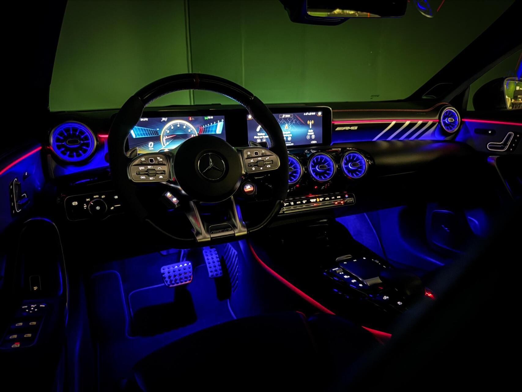 Foto van Mercedes-Benz AMG Cla 45 S