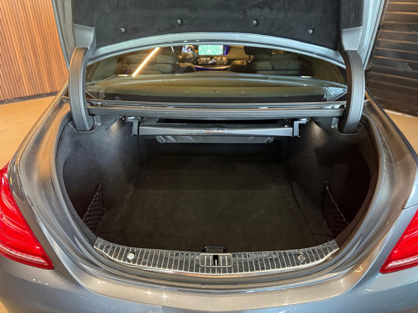 Foto van Mercedes-Benz S 500 4Matic