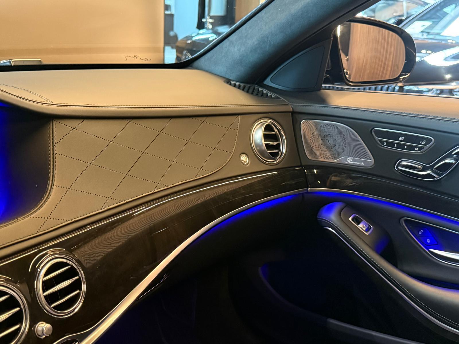 Foto van Mercedes-Benz S 500 4Matic