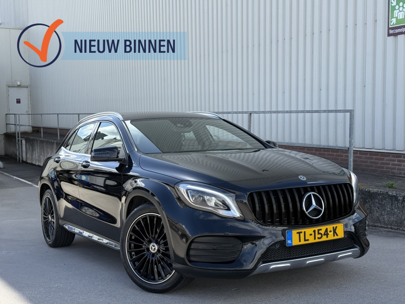 Mercedes-Benz Gla 180 180 Bus. Sol. AMG 2018 - voorkant