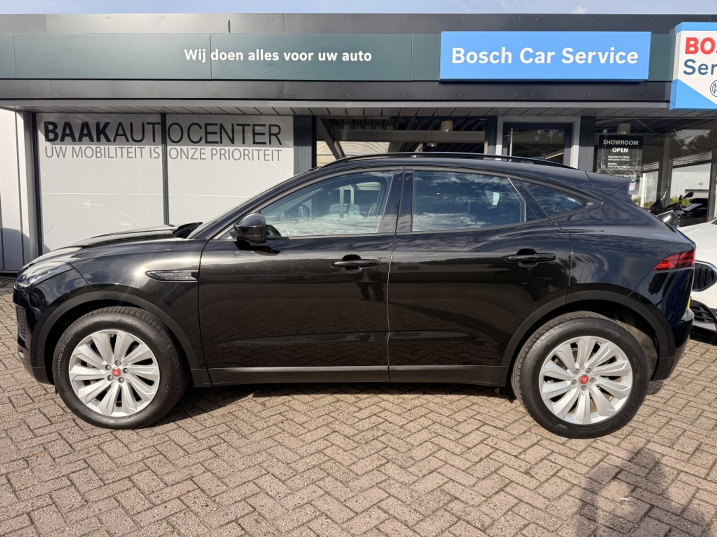 Foto van Jaguar E-pace