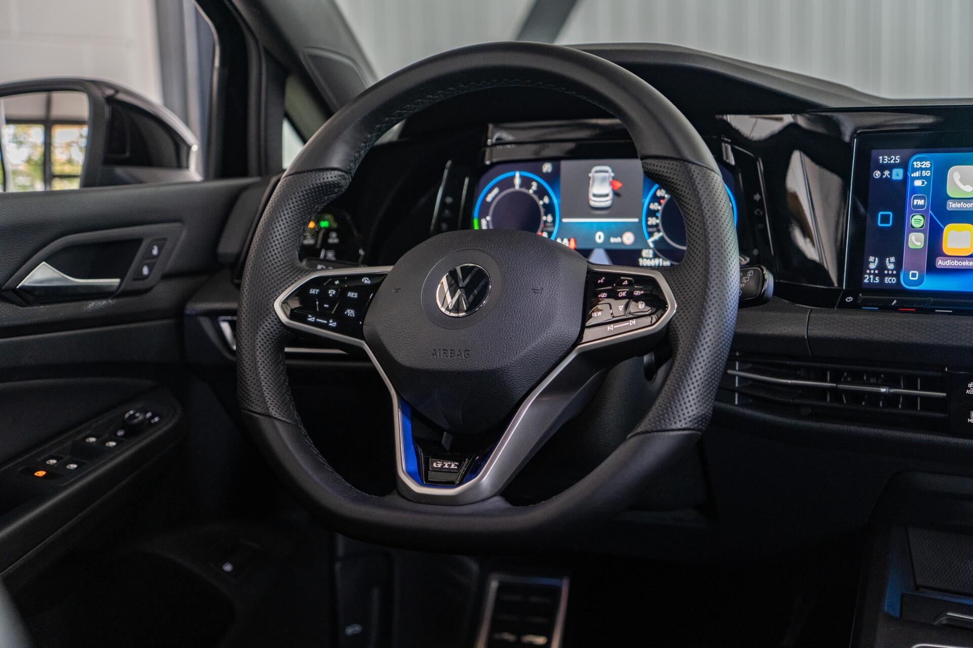 Foto van Volkswagen Golf GTE