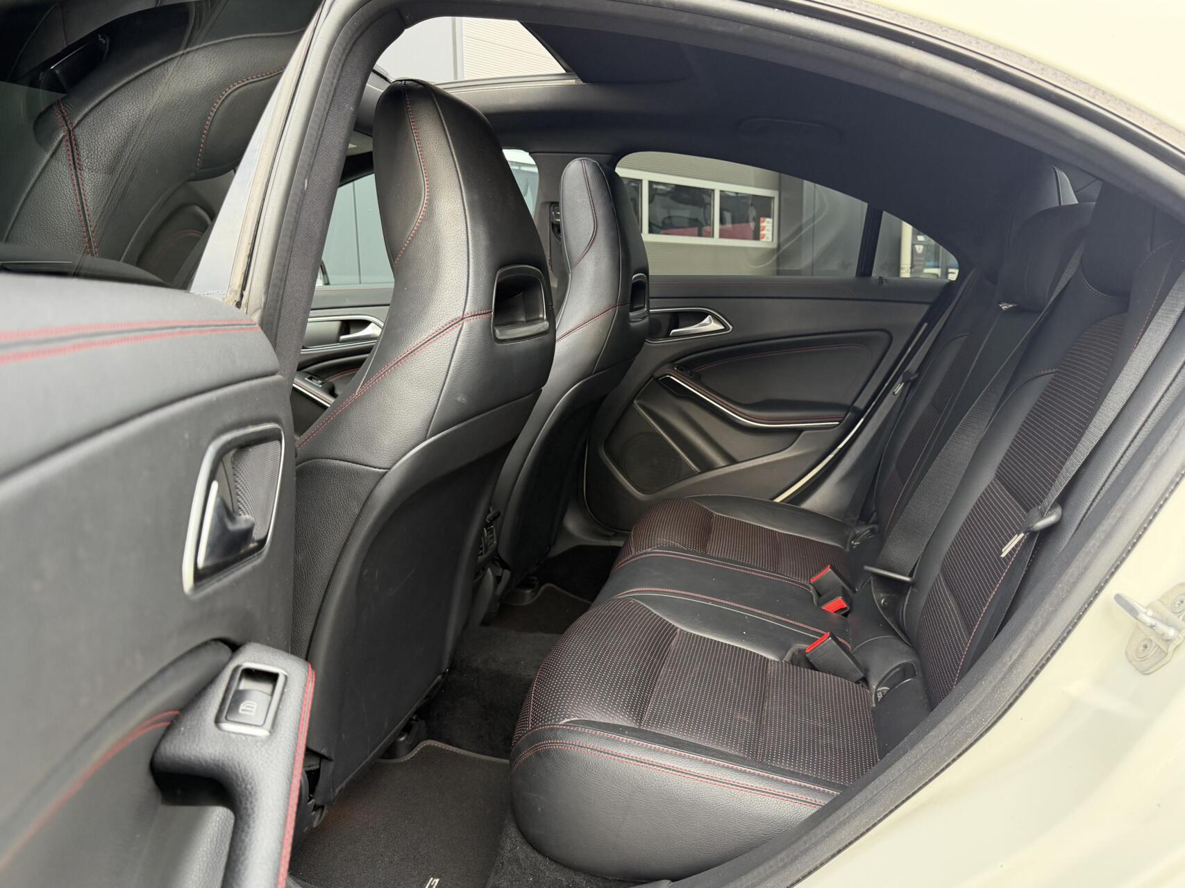 Foto van Mercedes-Benz Cla 200