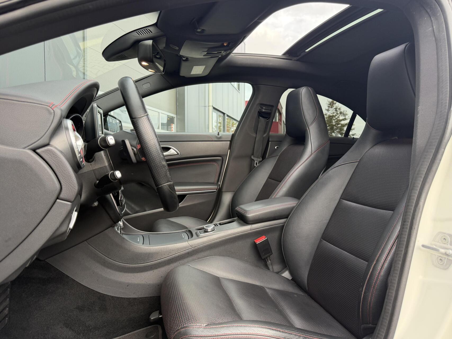 Foto van Mercedes-Benz Cla 200