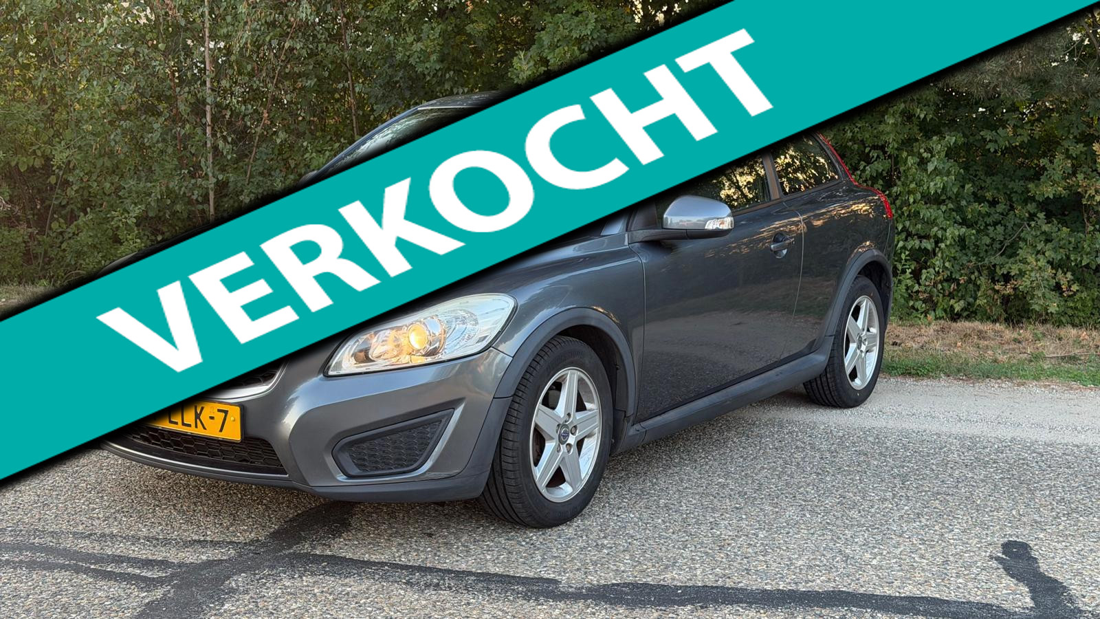 Volvo C30 2.0 Kinetic Airco NAP 2010 - voorkant