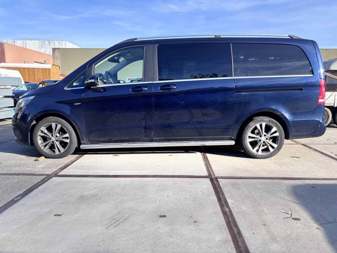 Foto van Mercedes-Benz V-klasse