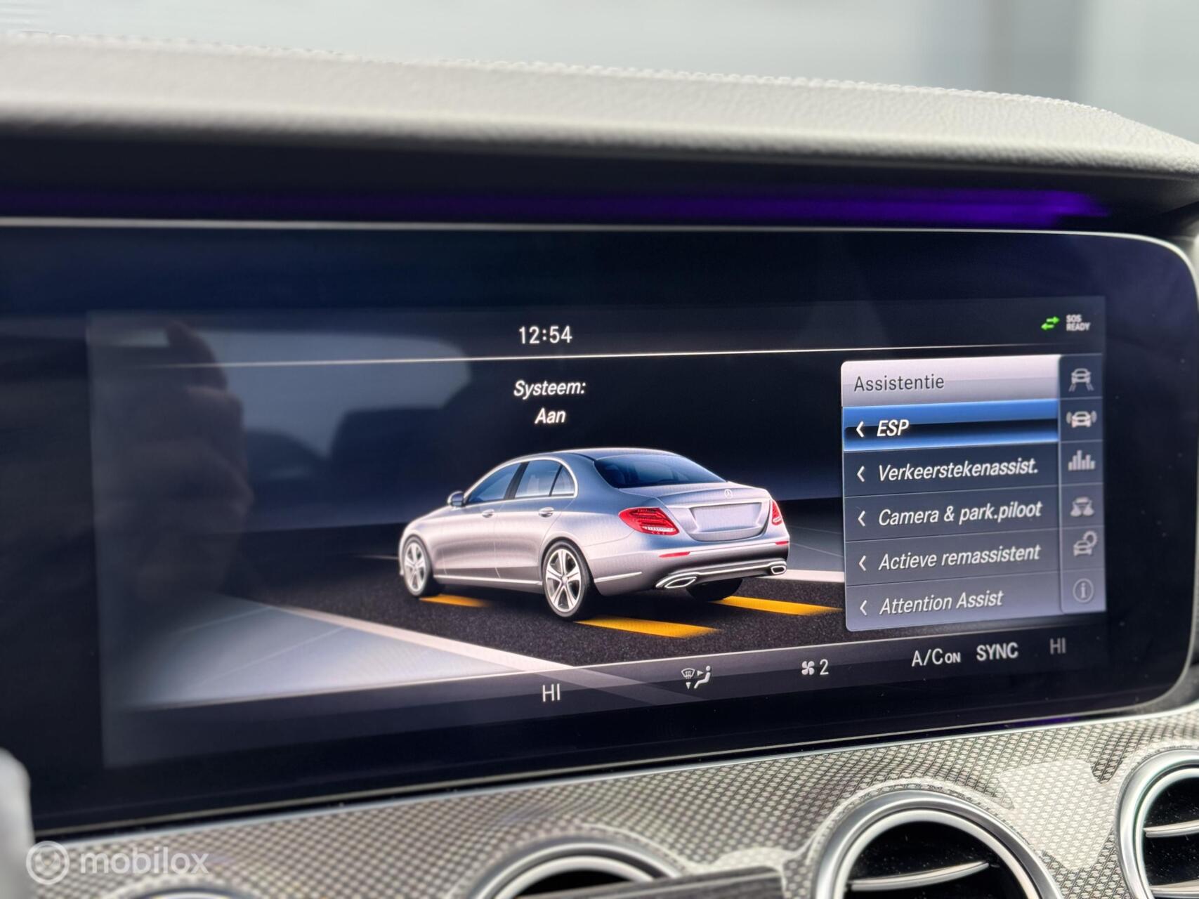 Foto van Mercedes-Benz E 220 D