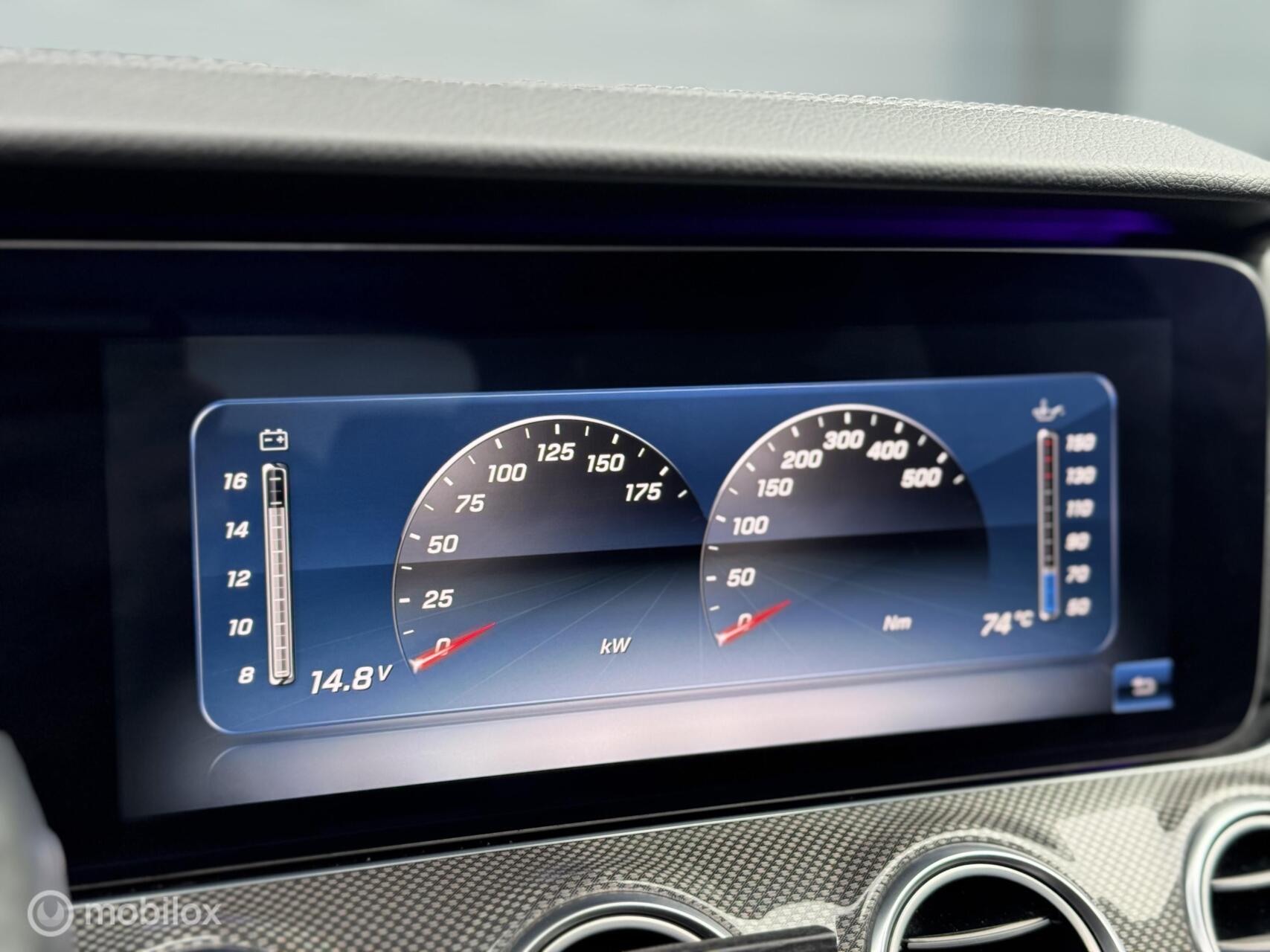 Foto van Mercedes-Benz E 220 D