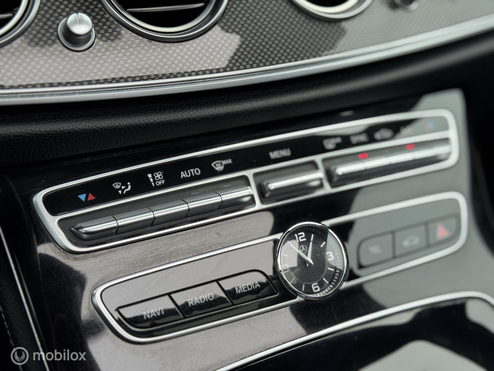 Foto van Mercedes-Benz E 220 D