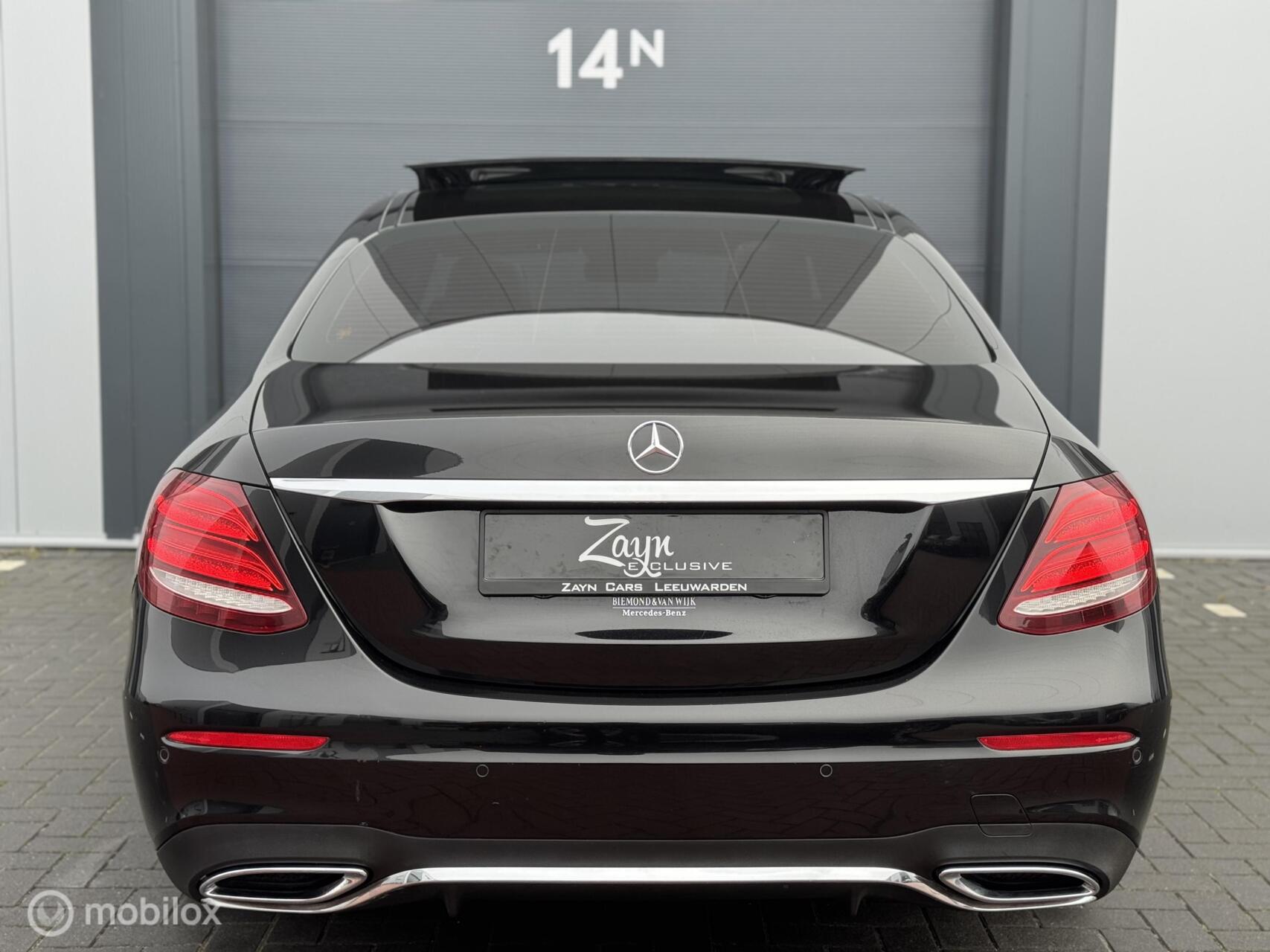 Foto van Mercedes-Benz E 220 D